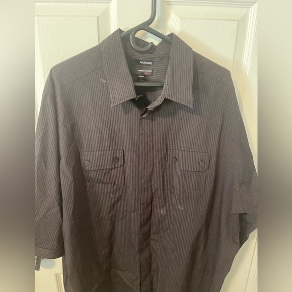 4 Perry Ellis men’s dress shirts. Selling all 4 together. $40 for all 4 - Picture 7 of 9